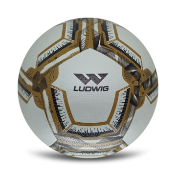 Bola de Futebol de Campo Oficial PVC X Ludwig